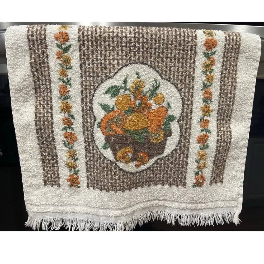 Cannon vintage cotton blend kitchen towel Autumn‎ colors mushrooms flowers 24x14